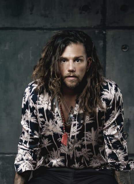 Enrico Nigiotti artist profile image