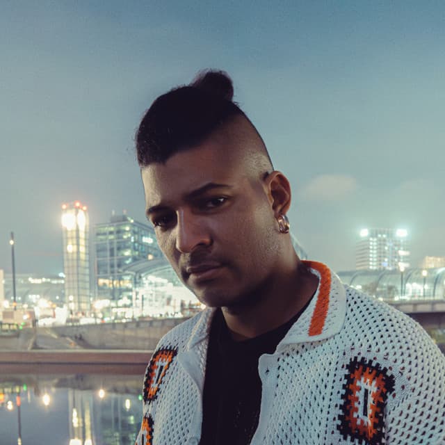 Giddens artist profile image