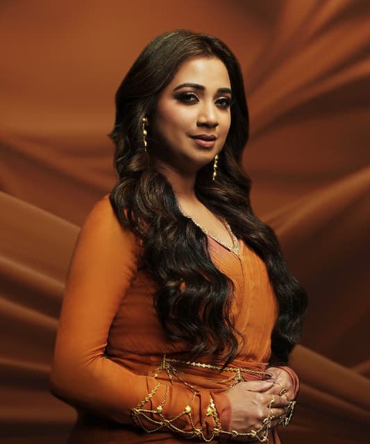 Shreya Ghoshal's artist profile image