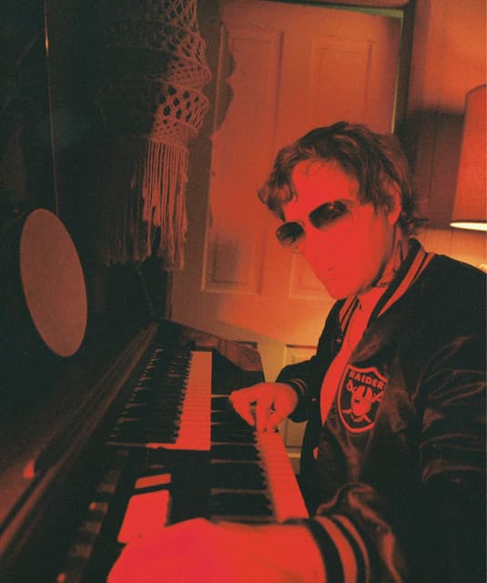 COLD MEGA artist profile image