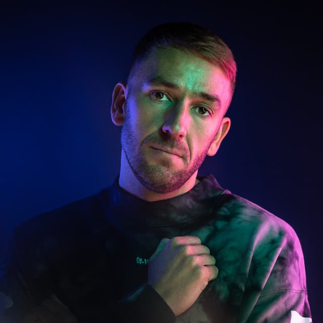 Danny Bond artist profile image