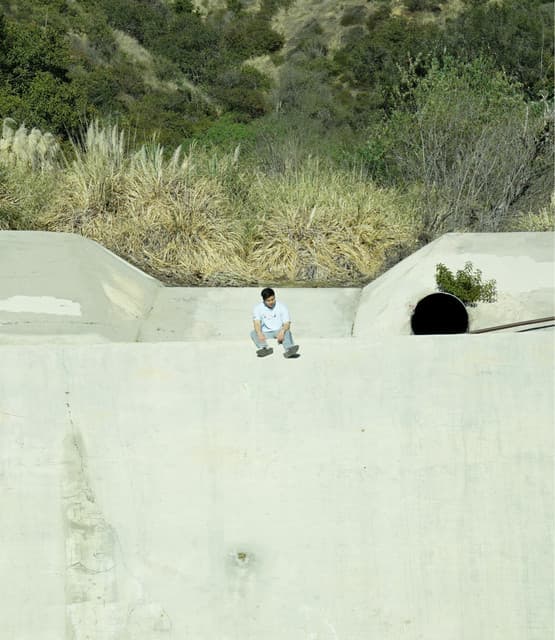 Lowhi artist profile image