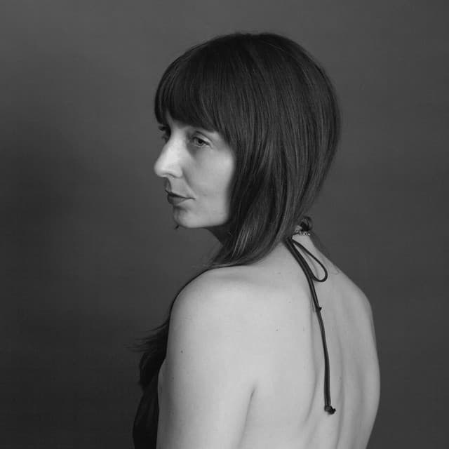 Anna Ash artist profile image