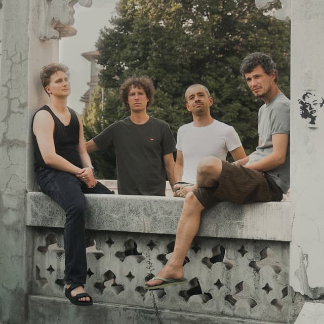 Brothers Moving artist profile image