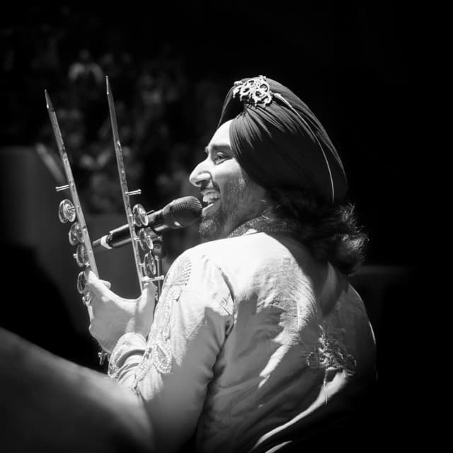 Satinder Sartaaj's artist profile image