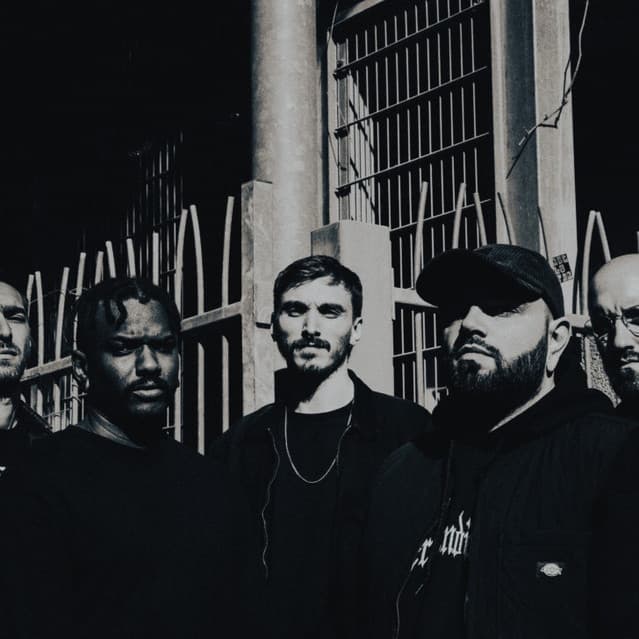 Glassbone artist profile image