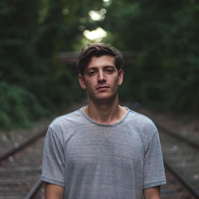 Avi Snow artist profile image