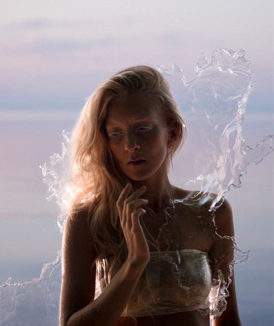 ionnalee's artist profile image
