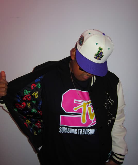 Dylan Billiondollars artist profile image