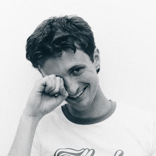 Henry Moodie's artist profile image