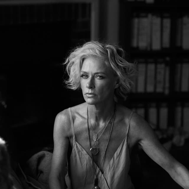 Shelby Lynne's artist profile image