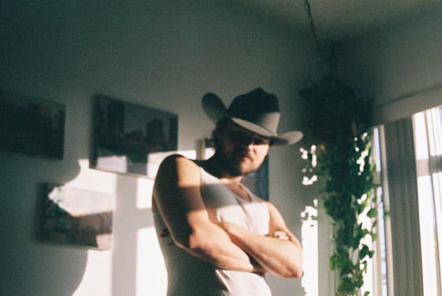 Sam Buck's artist profile image