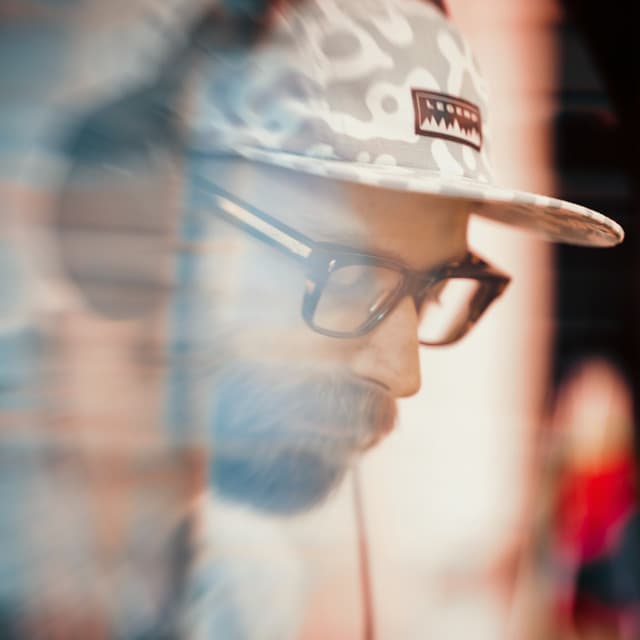 Jonah Tolchin artist profile image