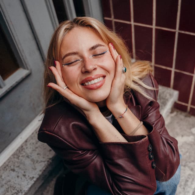 jeanie's artist profile image