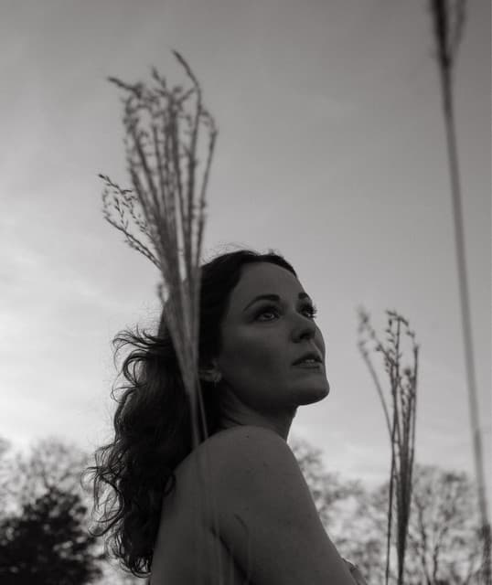 Jillian Jacqueline artist profile image