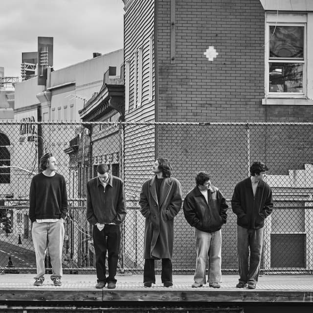 Common People artist profile image