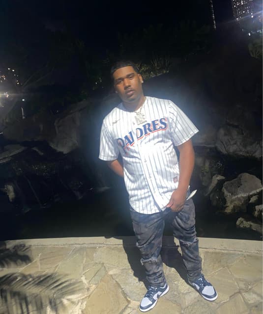 K.E. artist profile image