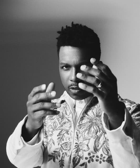 Leslie Odom Jr. artist profile image