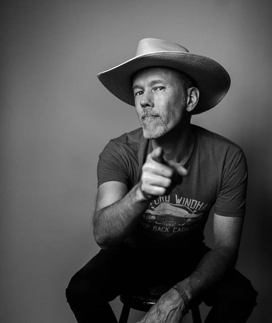 Jonathan Byrd artist profile image