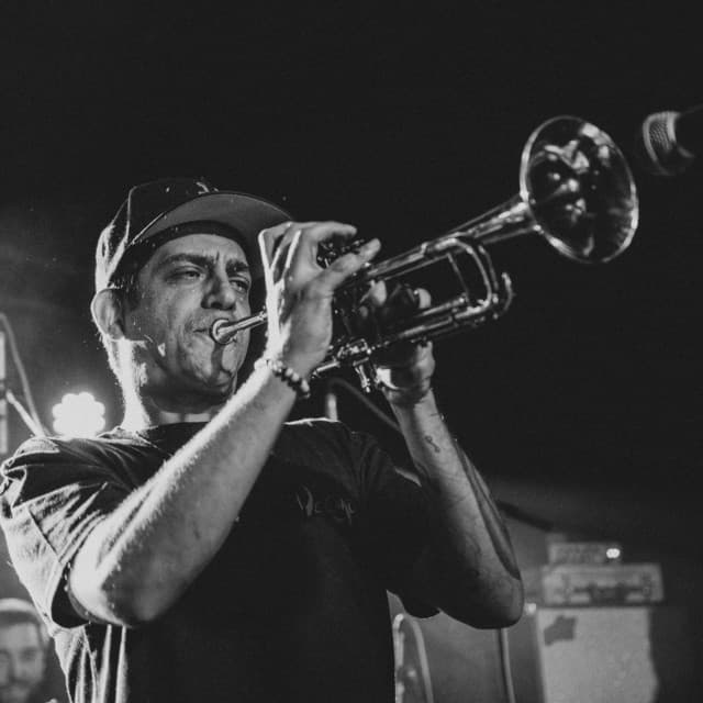 Russ Liquid artist profile image
