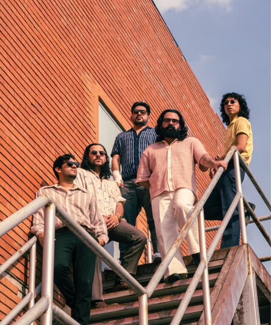 MVLDITOS HOMBRES artist profile image