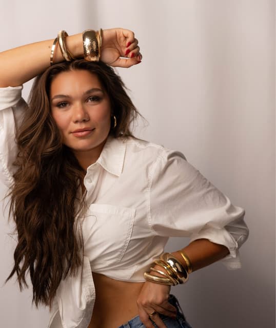 Abby Anderson artist profile image