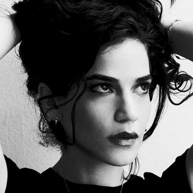 Talia Rae artist profile