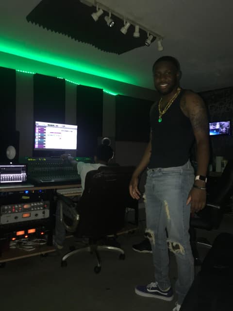 Tyler Hill artist profile image