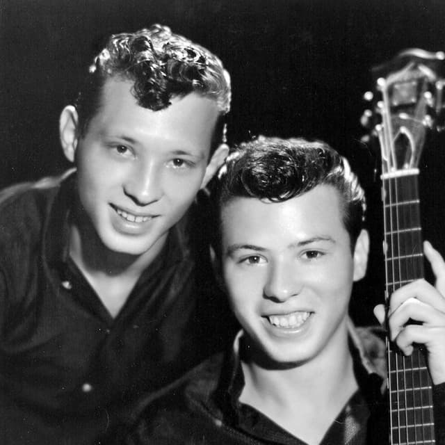 Santo & Johnny artist profile image