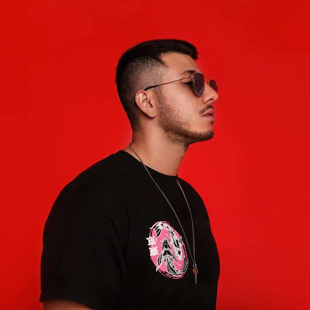Besomage artist profile image
