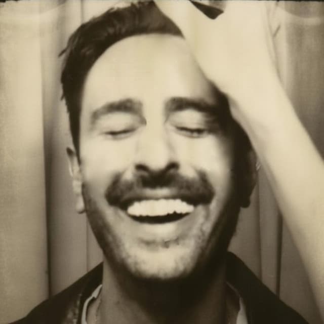 Jesse Gold artist profile