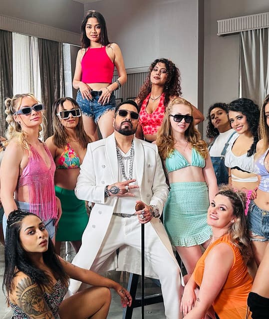 Mika Singh artist profile image