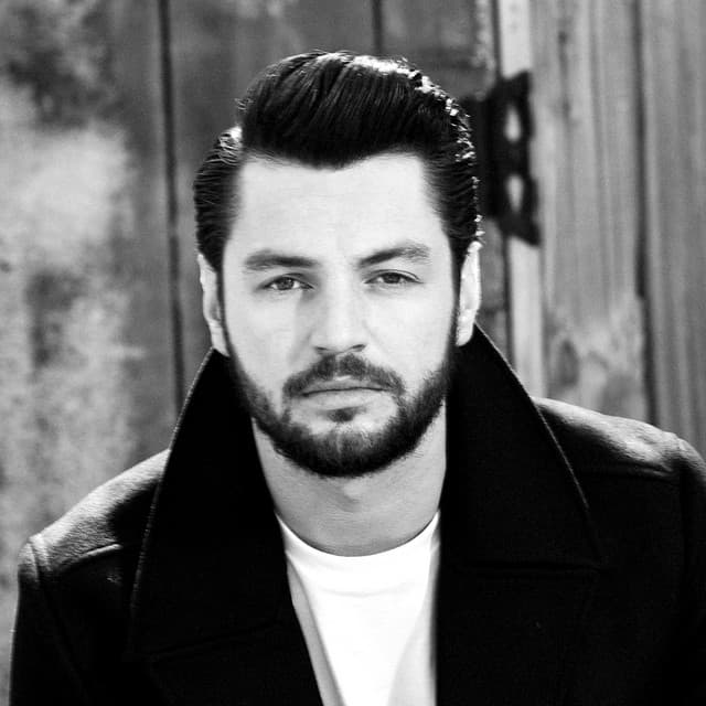 Chayce Beckham's artist profile image