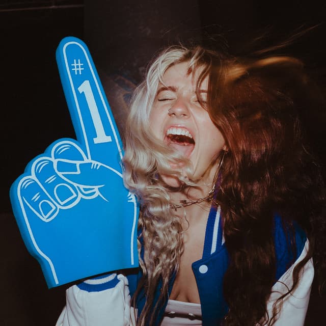 Aimee Vant artist profile image