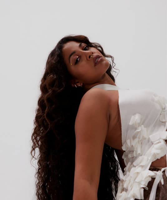YEИDRY artist profile image