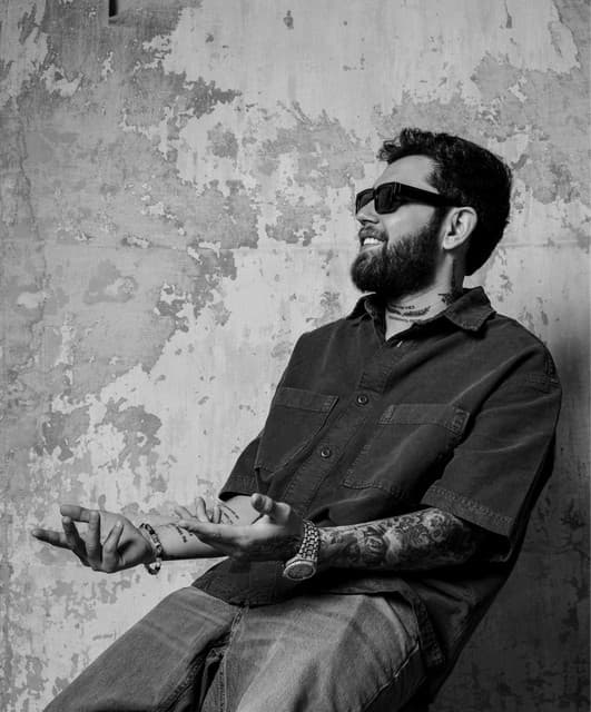 Abraham Vazquez artist profile image