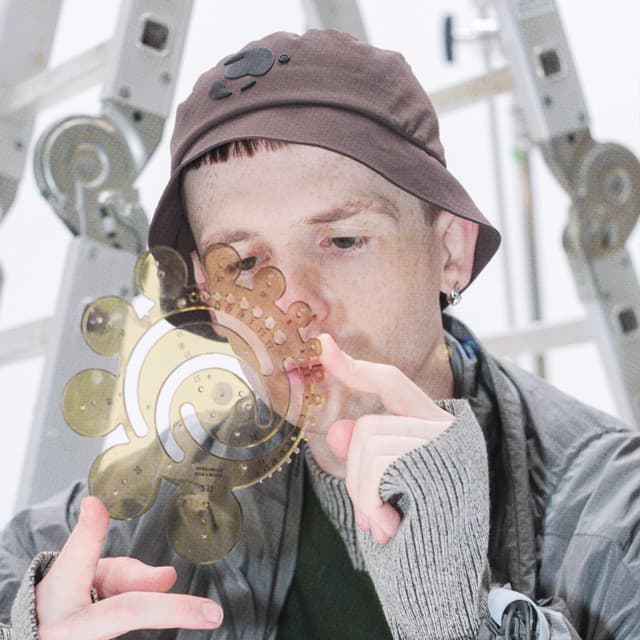 Iglooghost artist profile image
