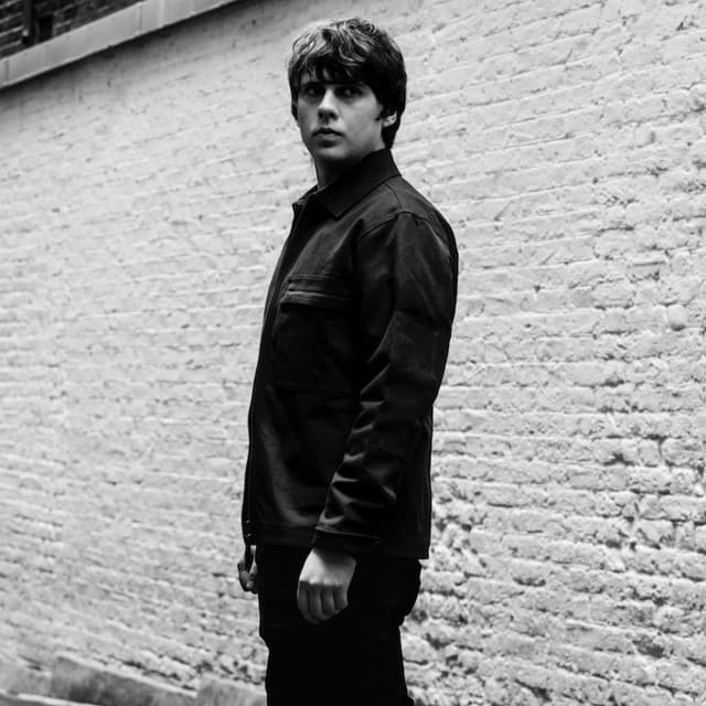 Jake Bugg's artist profile image