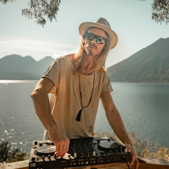 Scott Nice artist profile image