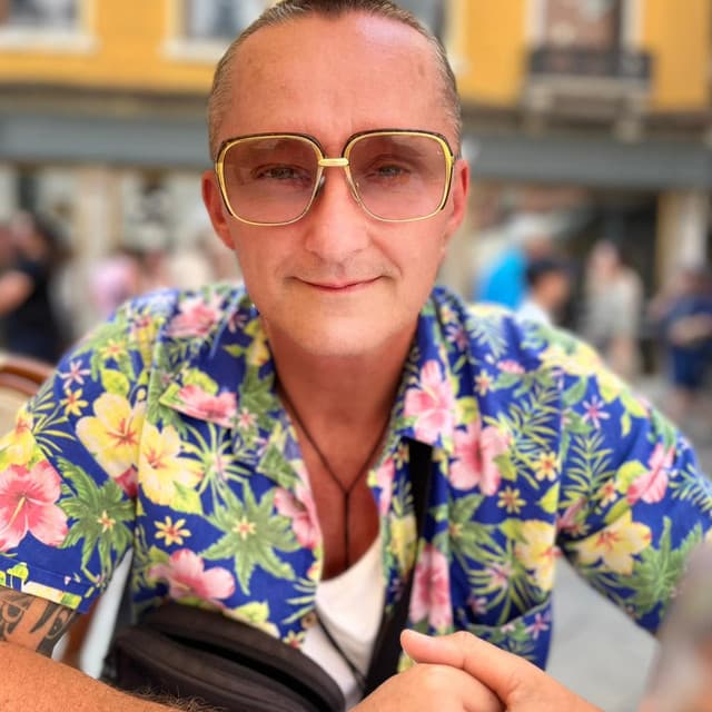 DJ Vadim artist profile image