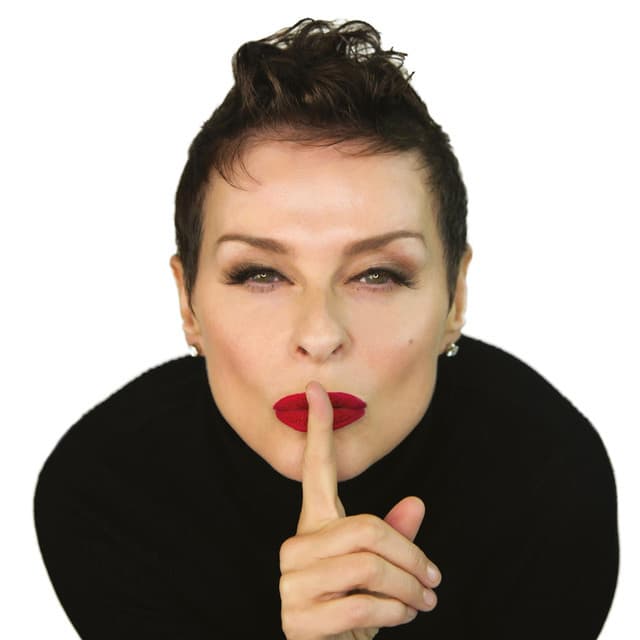Lisa Stansfield artist profile image