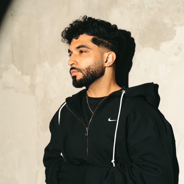 Tegi Pannu artist profile image
