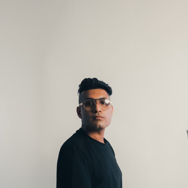 Shashwat Sachdev artist profile image