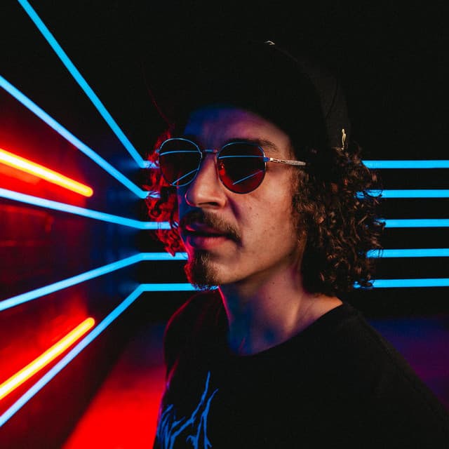 Shlump artist profile image