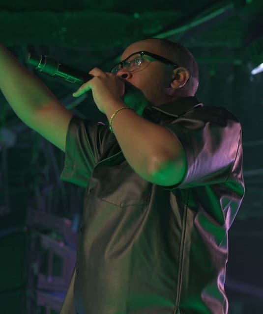 Devin Hailey artist profile image