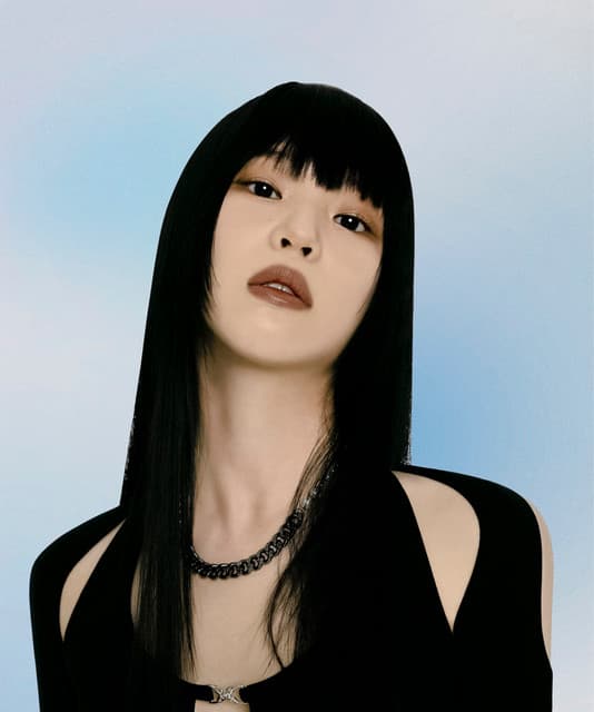 PARKJIWOO artist profile image
