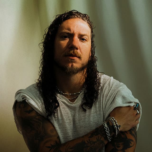 Brandon Lake artist profile