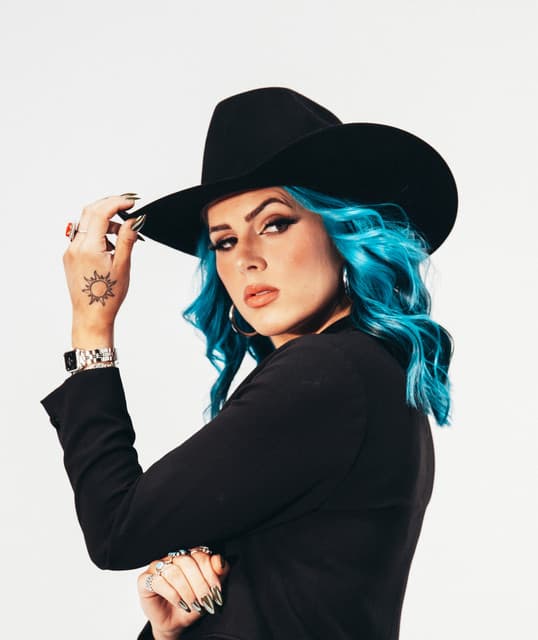 Shelby Stone artist profile image