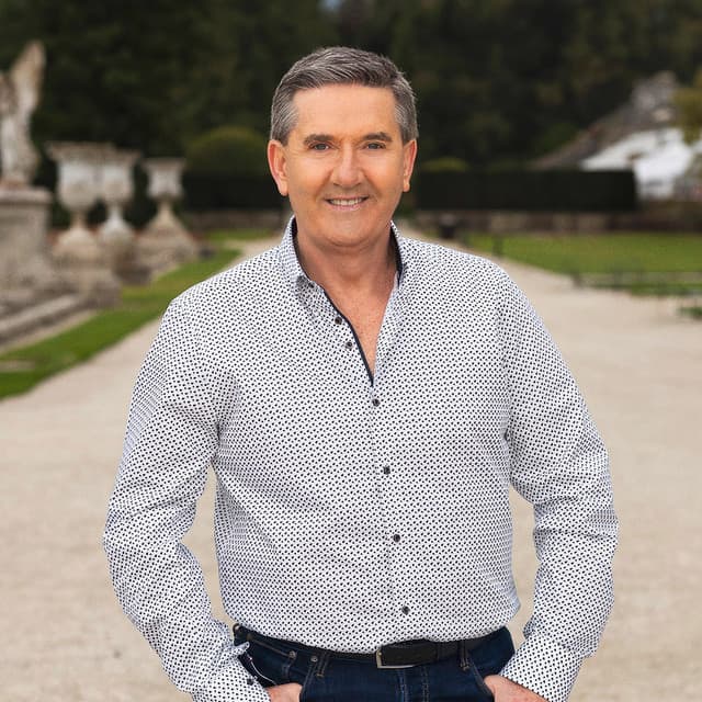 Daniel O'Donnell artist profile image