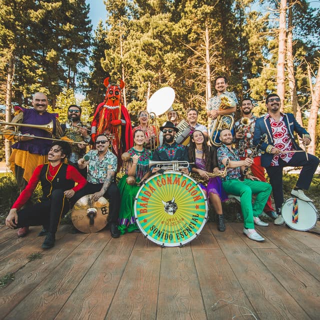 Banda Conmoción artist profile image
